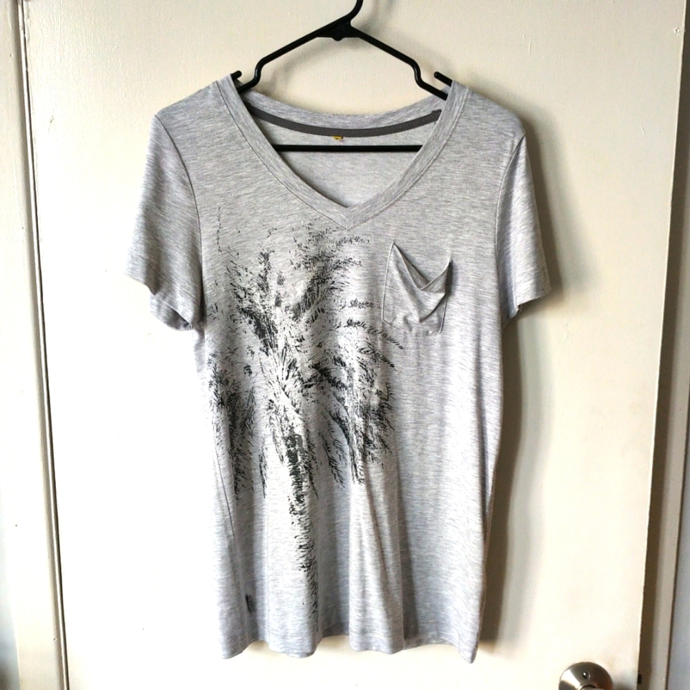 LOLE V neck t-shirt